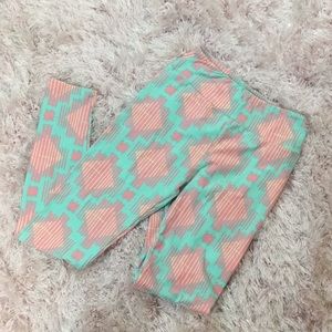 LuLaRoe flannel leggings
